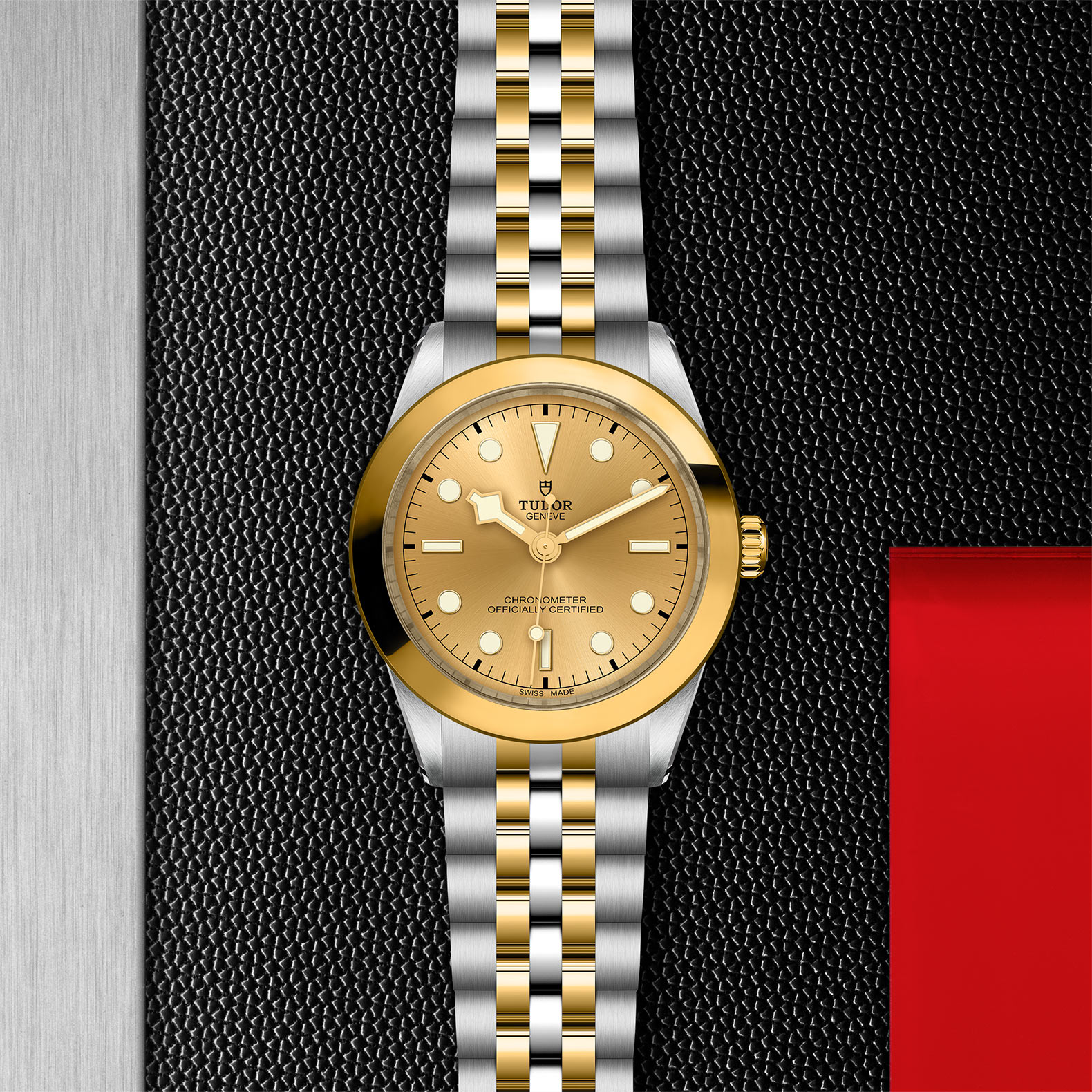 Tudor Watch Assets M79663 0005 Instore Flatlay